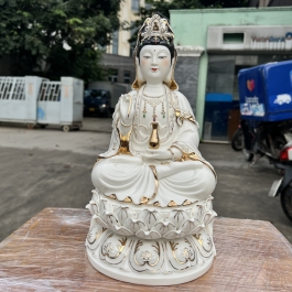 Tượng Quan Âm gốm sứ cao cấp ngồi trên đài sen cao 31cm