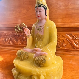 Tượng Phật Quan Âm Ngồi Đài Sen Cao 30cm Đá Nhập Khẩu -Màu Vàng