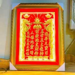 [27x37] Bài Vị Ông Táo Bằng Đồng Khung Nhựa Vàng Nền Đỏ Cao 37cm x Ngang 27cm - không đèn