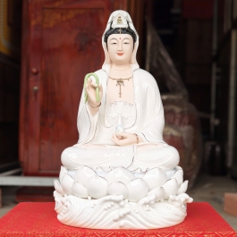 Tượng Quan Thế Âm Bồ Tát bằng sứ đức hóa cao cấp ngồi trên đài sen 2 cỡ cao 37cm và 43cm