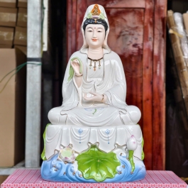 Tượng Quan Thế Âm Bồ Tát bằng sứ đức hóa cao cấp ngồi trên đài sen cao 50cm