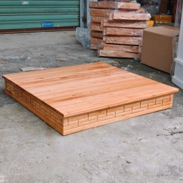 Bàn kê bàn thờ Thần Tài Thổ Địa gỗ xoan (68cmx68cm, 80cmx80cm, 90cmx90cm)