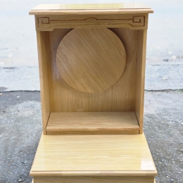 Bàn Thờ Thần Tài Ông Địa Gỗ Sồi Vàng Nhạt Có Đèn  2 Cỡ ( Ngang 48cm và Ngang 42cm)