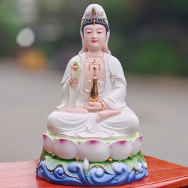 Tượng Quan Thế Âm Bồ Tát bằng sứ đức hóa cao cấp cao 31cm