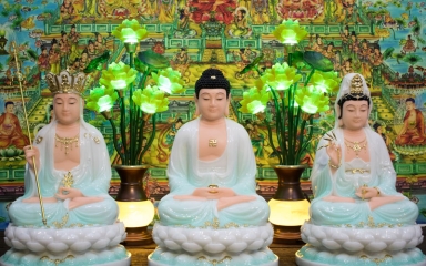 Ý nghĩa bộ tượng Tam Thế Phật (Tây Phương Tam Thánh)