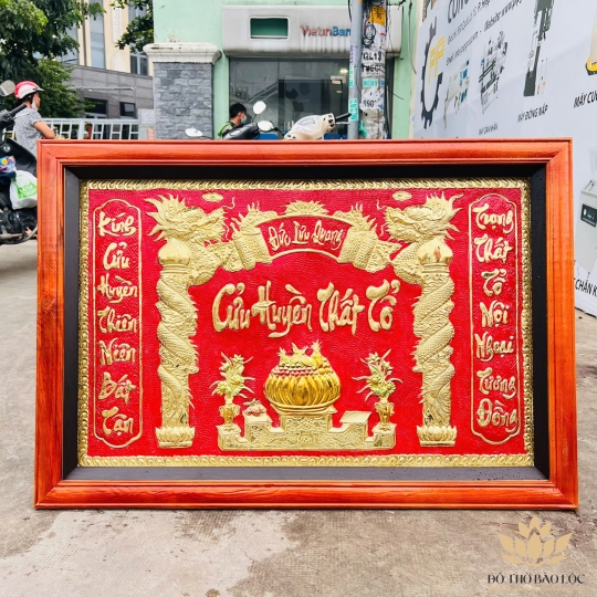 [67x98] Cửu huyền thất tổ bằng đồng, khung gỗ cao 67cm x ngang 98cm - Có đèn