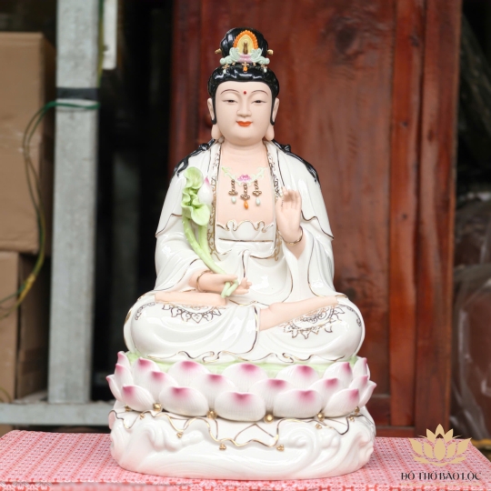 Tượng Đại Thế Chí Bồ Tát Bằng sứ đức hóa ngồi trên đài sen hồng cao cấp cao 37cm