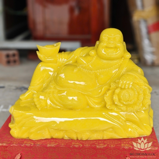 Tượng Di Lạc cầm thỏi vàng bằng bột đá mang phúc lạc và tài lộc cao 22cm