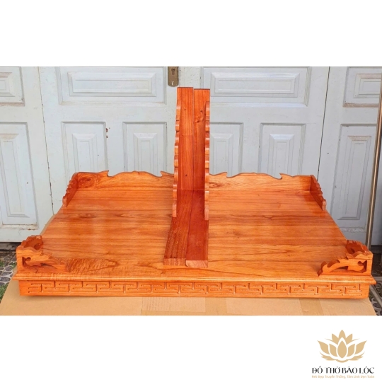 Bàn thờ treo tường gỗ xoan đào ngang 80 cm cực đẹp - Màu đỏ ( kèm cặp Eke Gỗ )