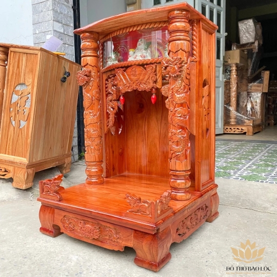 Bàn thờ thần tài thổ địa gỗ xoan đào quỳ trụ hộp điện tử ngang 60cm x cao 98cm - màu Đỏ