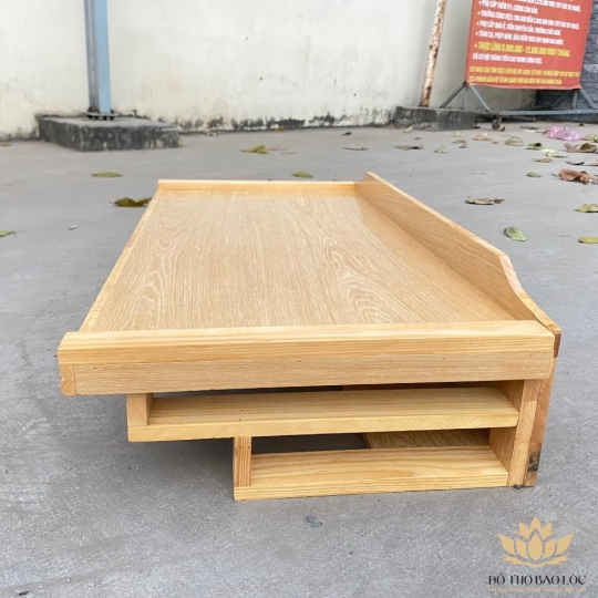 Bàn thờ treo tường gỗ sồi màu đỏ ( 48cmx40cm )
