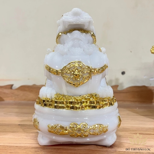 Tượng Tỳ Hưu phong thủy để bàn thờ thần tài hoặc bàn làm việc- cỡ lớn 25cm 