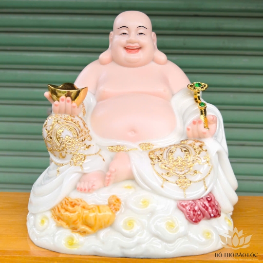 Tượng Di lặc cầm gậy như ý bằng đá cao 29cm – 3 màu