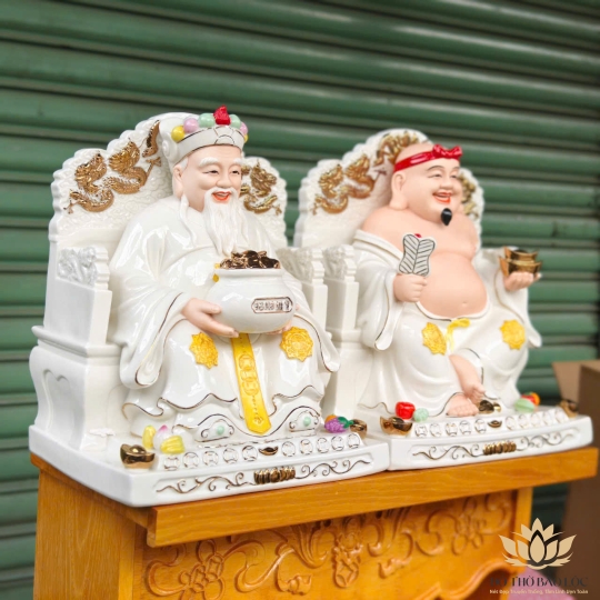 Tượng Thần Tài Thổ Địa Ngồi Ghế Bằng Sứ Đức Hóa Nhập Khẩu Cao Cấp Màu Trắng cao 29cm