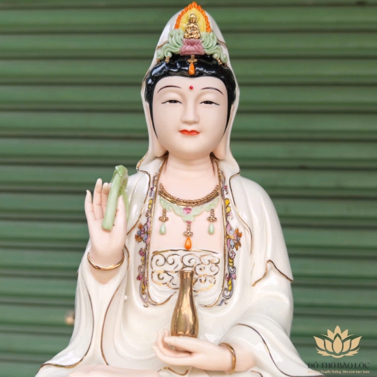 Tượng Quan Thế Âm Bồ Tát bằng sứ Đức Hóa 3 kích cỡ, 12inch, 14inch, 16inch – A6