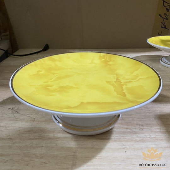 Đĩa sứ thờ họa tiết Đá Hoa Cương Ngang 20cm - Vàng 