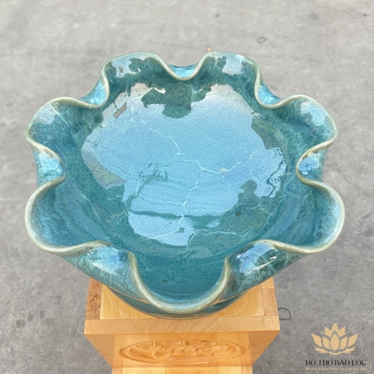 Bát thả bông có đế bát tụ lộc “ Minh đường tụ thủy” men đá Bát Tràng - Màu xanh - Ngang 17cm