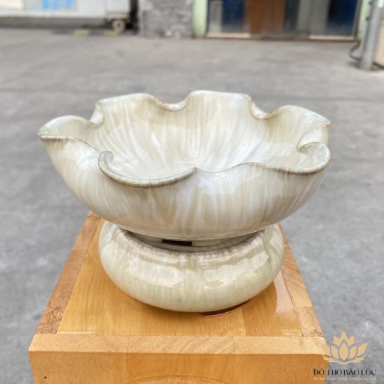 Bát thả bông  bát tụ lộc “ Minh đường tụ thủy” men đá Bát Tràng - Màu Trắng - Ngang 30cm