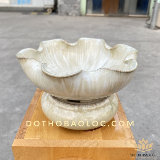 Bát thả bông bát tụ lộc “ Minh đường tụ thủy” men đá Bát Tràng – màu trắng - Ngang 25cm