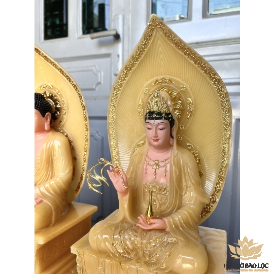 [16inch] Tượng Quan Thế Âm Bồ Tát Đá Nhập Khẩu Cao Cấp Đế Vuông Cao 40cm - Màu Vàng