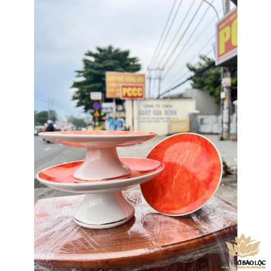 Đĩa sứ thờ sứ Đá Hoa Cương Ngang 17.5cm Cao 7.5cm - Màu Đỏ