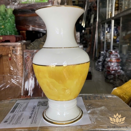 Bình hoa thờ cúng sứ họa tiết Đá Hoa Cương cao 25cm - Vàng