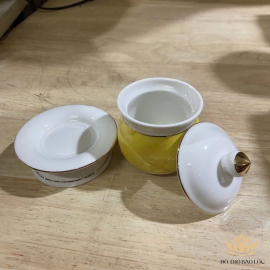 Hủ đựng muối gạo họa tiết Đá Hoa Cương - Vàng cao 11cm ngang 9cm