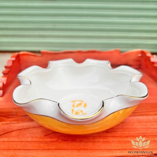 Bát Sen Thả Hoa, Bát “Minh đường tụ thủy” Vân Đá Hoa Cương Chữ Tài Lộc Màu Vàng - Ngang 22cm