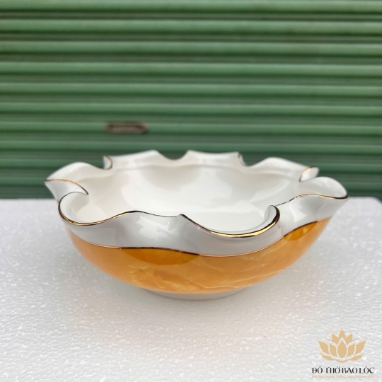 Bát Sen Thả Hoa, Bát “Minh đường tụ thủy” Vân Đá Hoa Cương Chữ Tài Lộc Màu Vàng - Ngang 20cm