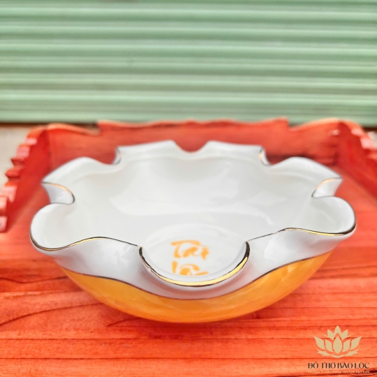 Bát Sen Thả Hoa, Bát “Minh đường tụ thủy” Vân Đá Hoa Cương Chữ Tài Lộc Màu Vàng - Ngang 17cm