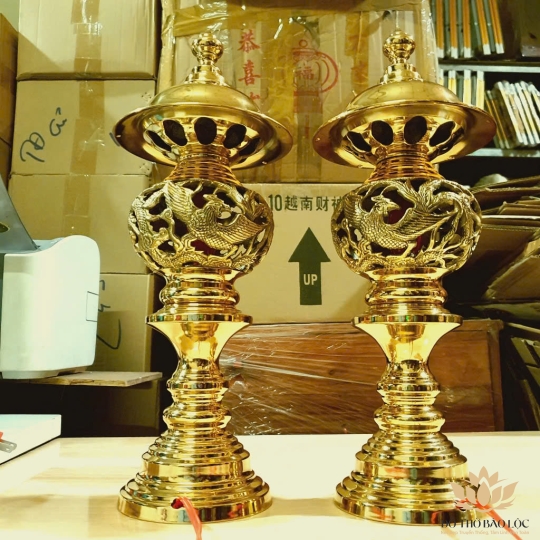 Đèn đồng long phụng thờ gia tiên thương hiệu Thuận Phát (3 cỡ) - Cỡ lớn Cao 37cm