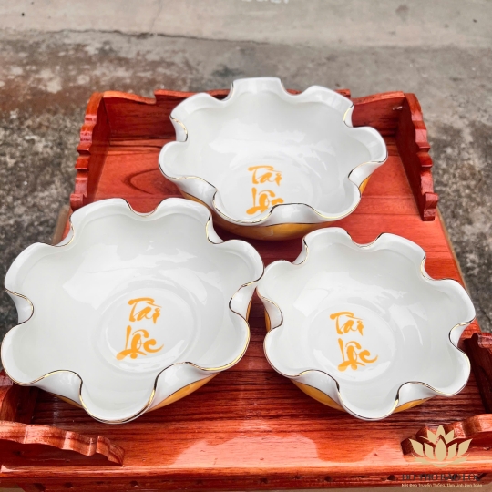 Bát Sen Thả Hoa, Bát “Minh đường tụ thủy” Vân Đá Hoa Cương Chữ Tài Lộc Màu Vàng - Ngang 22cm