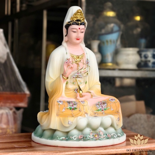 Tượng Quan Thế Âm Bồ Tát Ngồi Đài Sen Bằng Đá Cao cấp Cao 30cm
