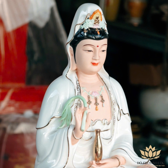 Tượng Quan Âm Bồ Tát Ngồi Đế Sen Hồng bằng Sứ Cao Cấp 