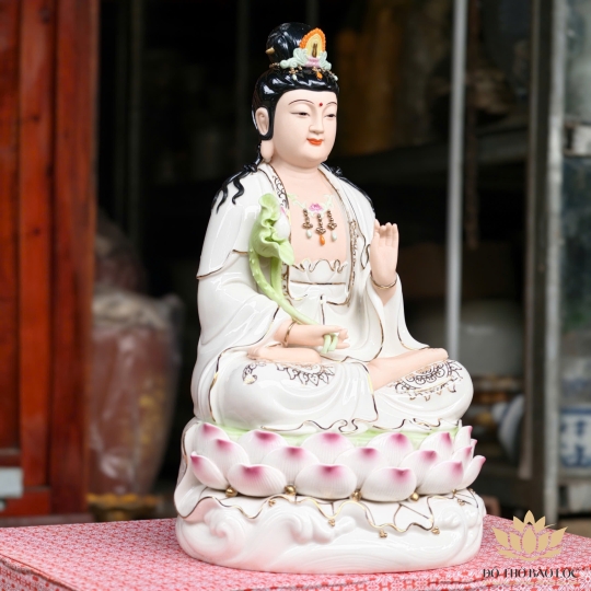 Tượng Đại Thế Chí Bồ Tát Bằng sứ đức hóa ngồi trên đài sen hồng cao cấp cao 37cm
