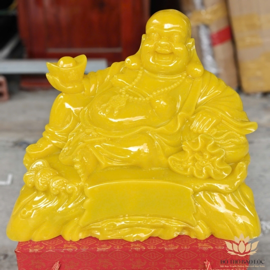 Tượng Di Lạc cầm thỏi vàng bằng bột đá mang phúc lạc và tài lộc cao 30cm