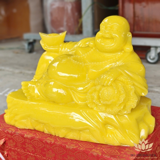 Tượng Di Lạc cầm thỏi vàng bằng bột đá mang phúc lạc và tài lộc cao 22cm