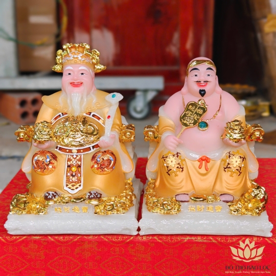 Tượng Thần Tài Thổ Địa đá Việt Nam – Mẫu Phú quý đeo dây chuyền cao 16cm