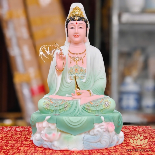 Tượng Phật Quan Thế Âm Bồ Tát màu xanh gấm cao 29cm