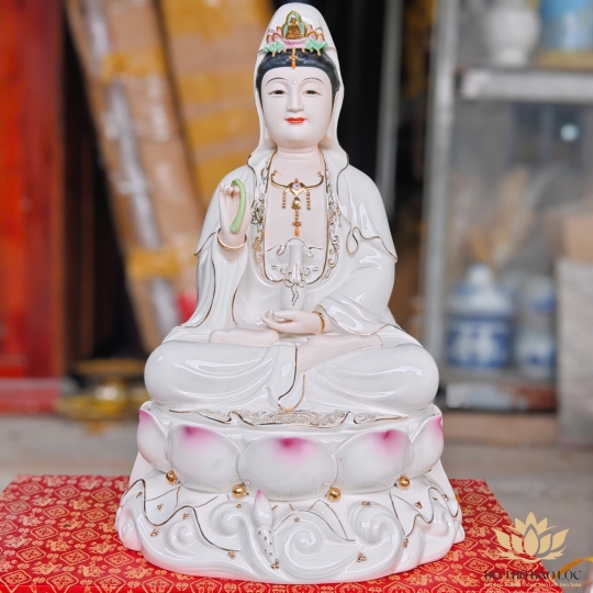 Tượng Phật Quan Thế Âm Bồ Tát bằng sứ đức hóa cao cấp cao 41cm