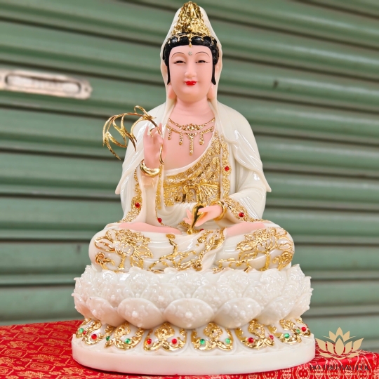 Tượng Phật Quan Thế Âm Bồ Tát bằng đá cao cấp cao 30cm – Màu trắng