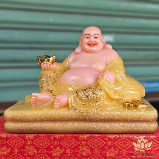 Tượng Di Lặc cầm thỏi vàng bằng đá nhập khẩu cao câp ngang 30cm