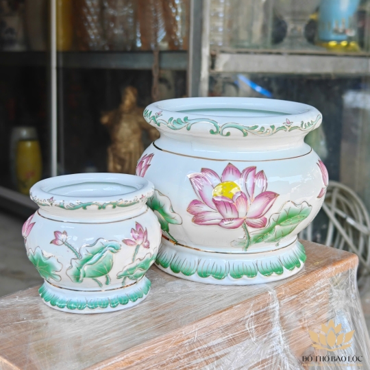 Lư hương sứ bạch ngọc hoa sen tím nổi cao cấp đường kính 11cm